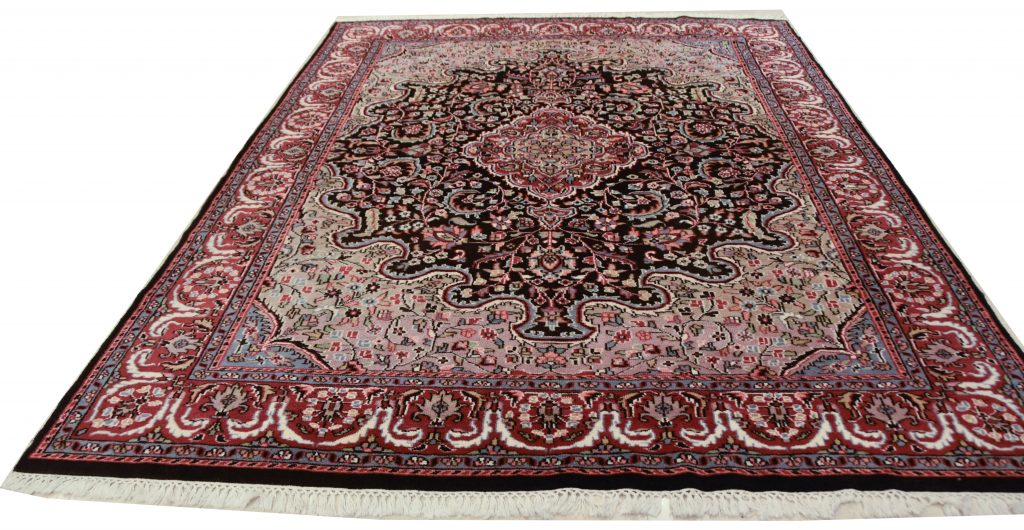 Gallery Azhar's Oriental Rugs Washing & Restoration